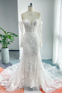Trumpet-Mermaid Chapel Train Lace Tulle Wedding Dress
